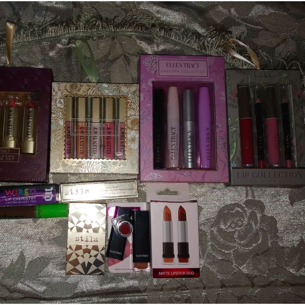 Surprise 😲 make up lot